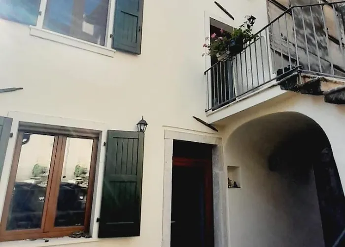 Casa Francesca * Castelletto di Brenzone