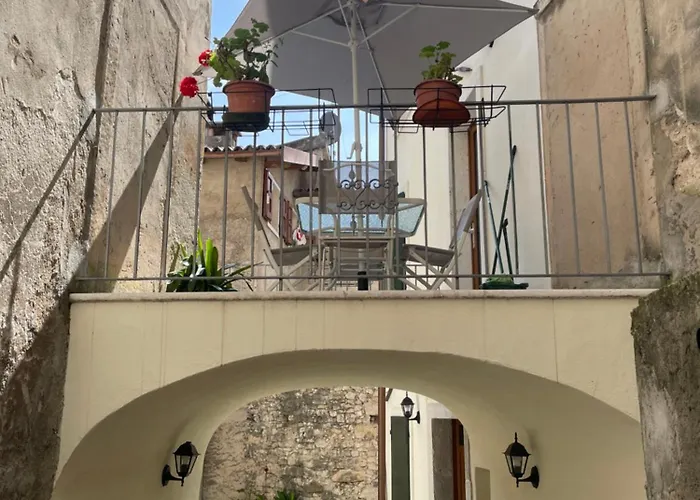 Casa Francesca * Castelletto di Brenzone